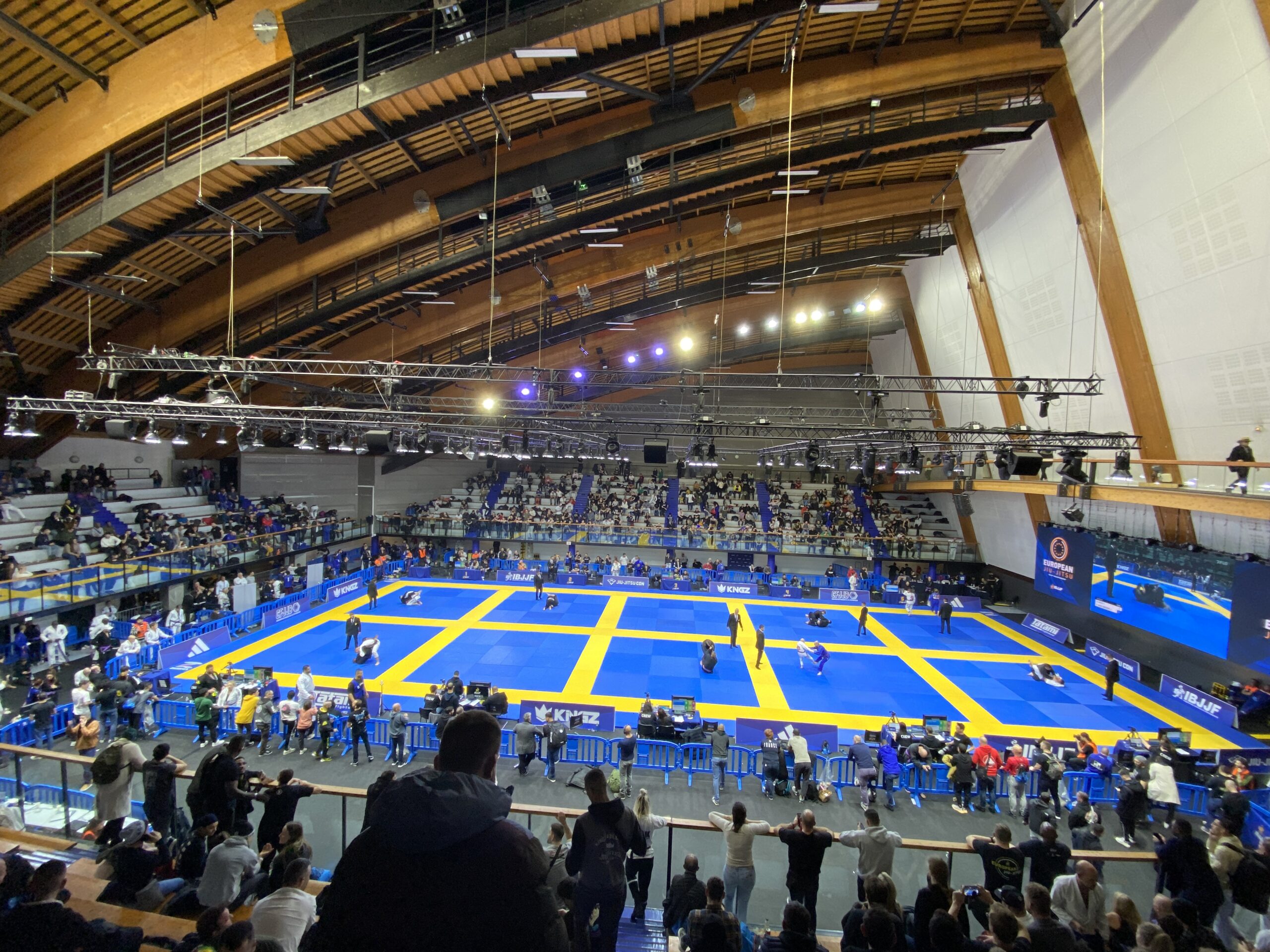 Le Dojo de Paris aux couleurs du JJB - L'Esprit du Judo