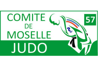 Les filles autour du judo