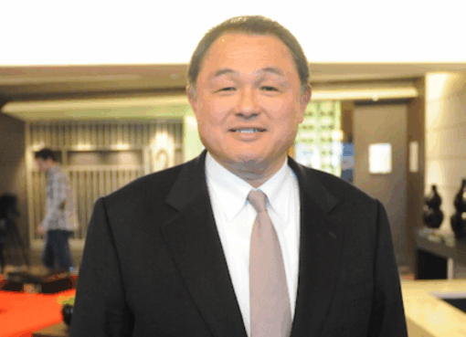Yasuhiro Yamashita de retour à la vie publique