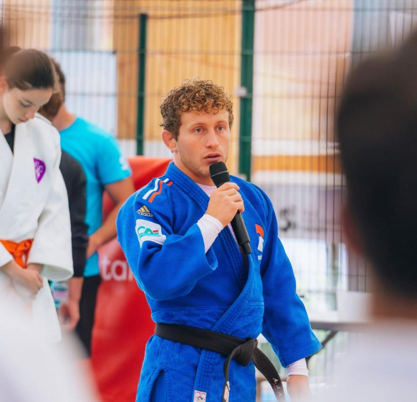Maxime Merlin : « combattre, apprendre, échanger avec les champions »